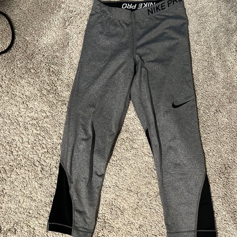 Nike Pro 3/4 leggings
